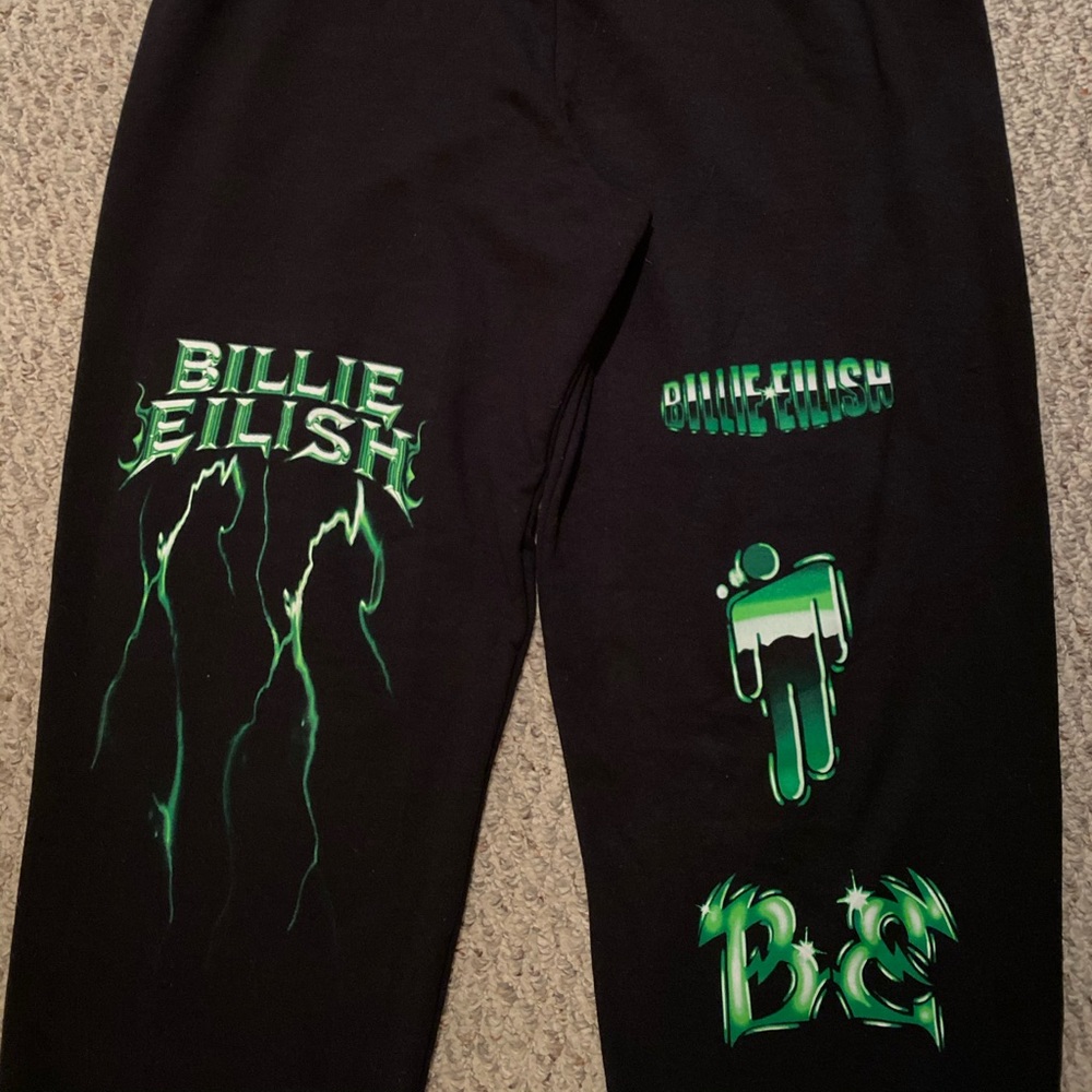 Billie Eilish sweatpants XL NWT